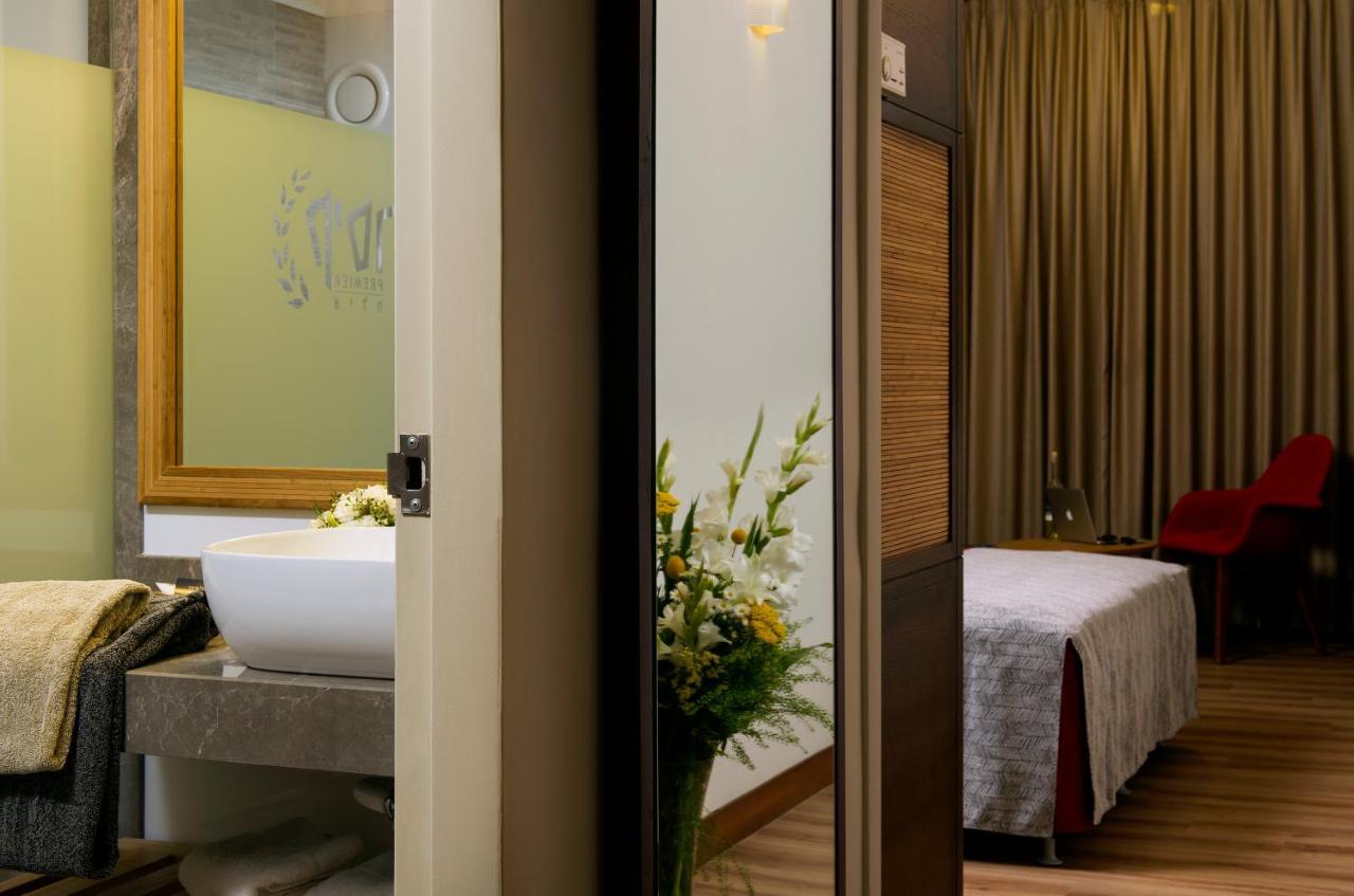 Caesar Premier Hotel 4*